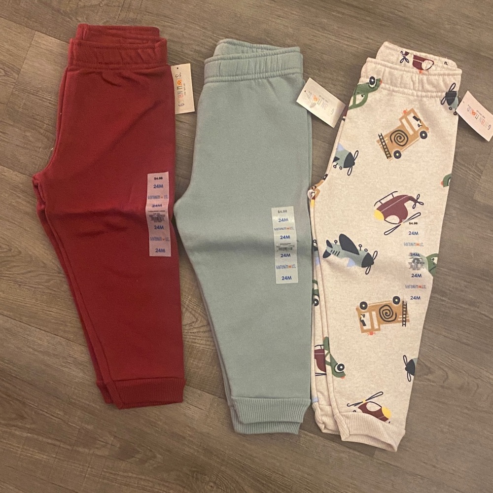 New 24 month sweatpants bundle
